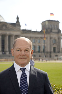 Enthüllung der Wachsfigur von Olaf Scholz in Berlin