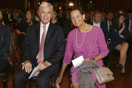 Festakt Verleihung der Ehrenbürgerwürde an Udo Lindenberg in Hamburg