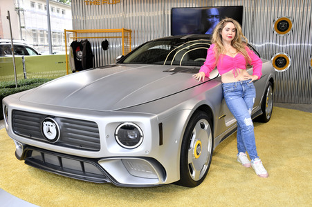 Rebekka Ruetz Fashion Show auf der Berlin Fashion Week S/S 2023