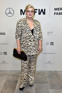 Rebekka Ruetz Fashion Show auf der Berlin Fashion Week S/S 2023