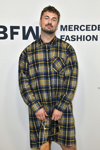 Rebekka Ruetz Fashion Show auf der Berlin Fashion Week S/S 2023