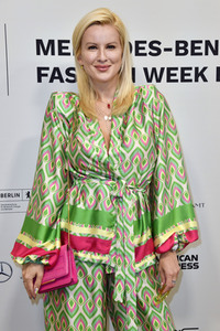 Rebekka Ruetz Fashion Show auf der Berlin Fashion Week S/S 2023