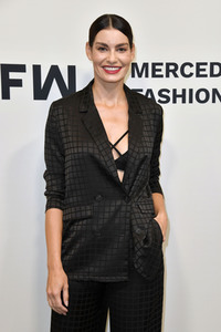 Rebekka Ruetz Fashion Show auf der Berlin Fashion Week S/S 2023