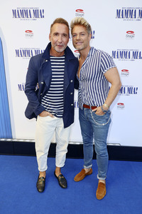 Musicalpremiere 'Mamma Mia!' in Hamburg