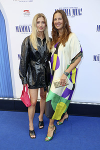 Musicalpremiere 'Mamma Mia!' in Hamburg