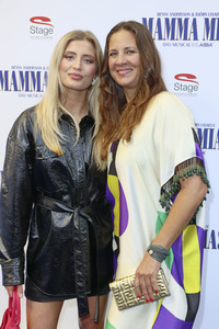 Musicalpremiere 'Mamma Mia!' in Hamburg