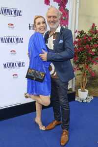 Musicalpremiere 'Mamma Mia!' in Hamburg