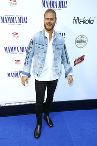 Musicalpremiere 'Mamma Mia!' in Hamburg