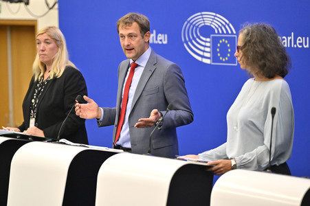 Pressekonferenz zur Verordnung über Entwaldung im Europäischen Parlament in Straßburg