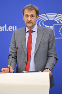 Pressekonferenz zur Verordnung über Entwaldung im Europäischen Parlament in Straßburg