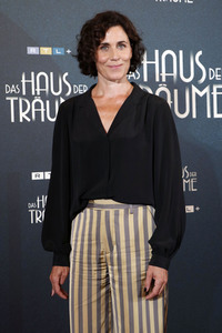 Serienpremiere 'Das Haus der Träume' in Berlin