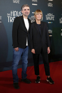 Serienpremiere 'Das Haus der Träume' in Berlin