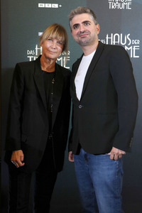 Serienpremiere 'Das Haus der Träume' in Berlin