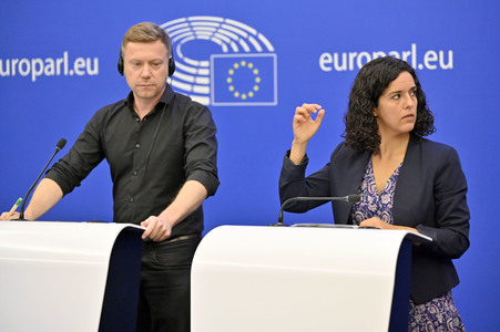 Pressebriefing der Fraktion Die Linke im EU-Parlament in Straßburg