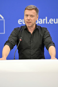 Pressebriefing der Fraktion Die Linke im EU-Parlament in Straßburg