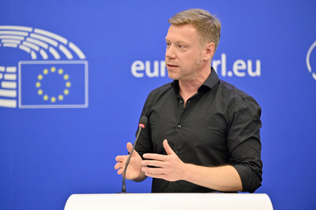 Pressebriefing der Fraktion Die Linke im EU-Parlament in Straßburg