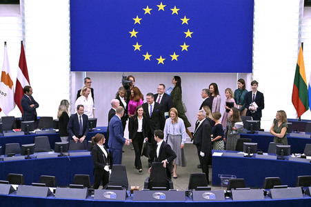 Rede von Sanna Marin im EU-Parlament in Straßburg
