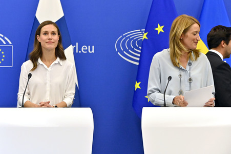 Pressekonferenz mit Sanna Marin und Roberta Metsola im EU-Parlament in Straßburg