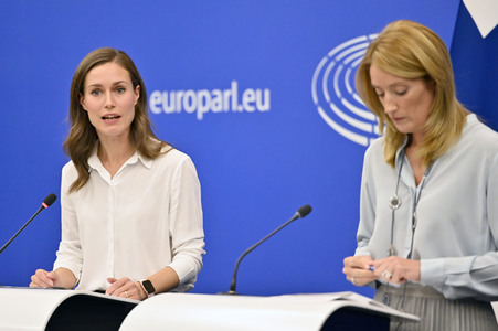 Pressekonferenz mit Sanna Marin und Roberta Metsola im EU-Parlament in Straßburg