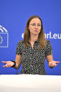 Pressekonferenz zu Produkten, die durch Zwangsarbeit hergestellt werden in Straßburg