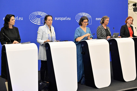 Pressekonferenz zum Verhalten Ungarns im EU-Parlament in Straßburg