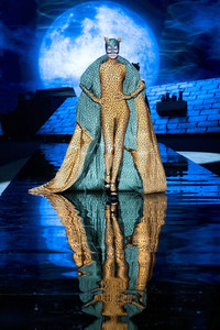 Andres Sarda Fashion Show auf der 76. Mercedes-Benz Fashion Week Madrid