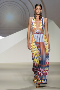 Dolores Cortés Fashion Show auf der 76. Mercedes-Benz Fashion Week Madrid