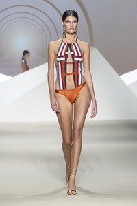 Dolores Cortés Fashion Show auf der 76. Mercedes-Benz Fashion Week Madrid