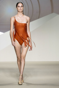 Dolores Cortés Fashion Show auf der 76. Mercedes-Benz Fashion Week Madrid