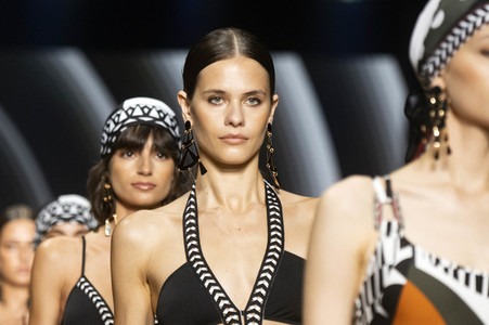 Dolores Cortés Fashion Show auf der 76. Mercedes-Benz Fashion Week Madrid