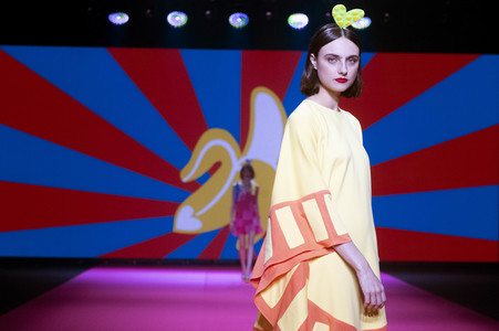 Agatha Ruiz de la Prada Fashion Show auf der 76. Mercedes-Benz Fashion Week Madrid