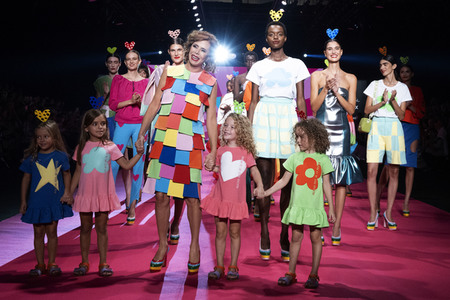 Agatha Ruiz de la Prada Fashion Show auf der 76. Mercedes-Benz Fashion Week Madrid