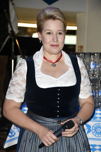 Offizieller Wiesn Anstich 2022 im Hofbräu Berlin