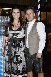 Wiesn Anstich 2022 im Hofbräu Berlin