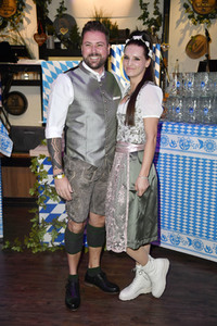 Wiesn Anstich 2022 im Hofbräu Berlin