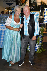 Wiesn Anstich 2022 im Hofbräu Berlin