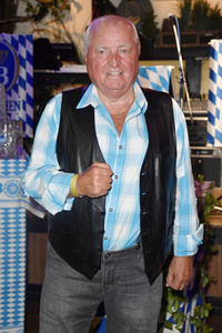 Wiesn Anstich 2022 im Hofbräu Berlin