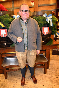 Wiesn Anstich auf dem Oktoberfest 2022 im Schottenhamel Festzelt in München