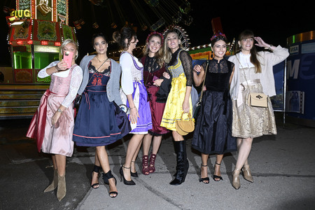 Almauftrieb beim Oktoberfest 2022 in München