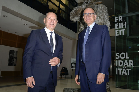 Bildtermin mit Olaf Scholz und Enrico Letta in Berlin