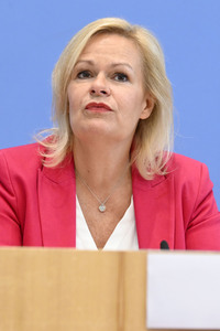 Bundespressekonferenz Vorstellung BKA - Lagebild Organisierte Kriminalität 2021 in Berlin