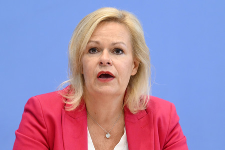 Bundespressekonferenz Vorstellung BKA - Lagebild Organisierte Kriminalität 2021 in Berlin