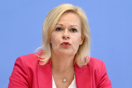 Bundespressekonferenz Vorstellung BKA - Lagebild Organisierte Kriminalität 2021 in Berlin