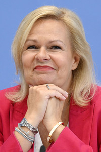 Bundespressekonferenz Vorstellung BKA - Lagebild Organisierte Kriminalität 2021 in Berlin