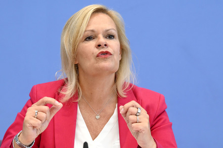 Bundespressekonferenz Vorstellung BKA - Lagebild Organisierte Kriminalität 2021 in Berlin