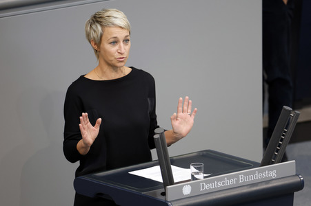 54. Sitzung des Deutschen Bundestages in Berlin