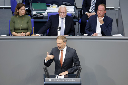 54. Sitzung des Deutschen Bundestages in Berlin