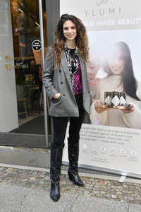 Ylumi x Felice by Mandy Capristo Launch in Berlin