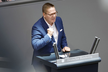 55. Sitzung des Deutschen Bundestages in Berlin