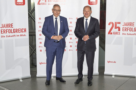 Festakt '25 Jahre erfolgreich - IGBCE' in Hannover